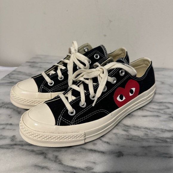 Comme Des Garcons PLAY
x Converse Unisex Chuck Taylor Lace Up Sneakers M7 W9 NEW - Picture 2 of 14